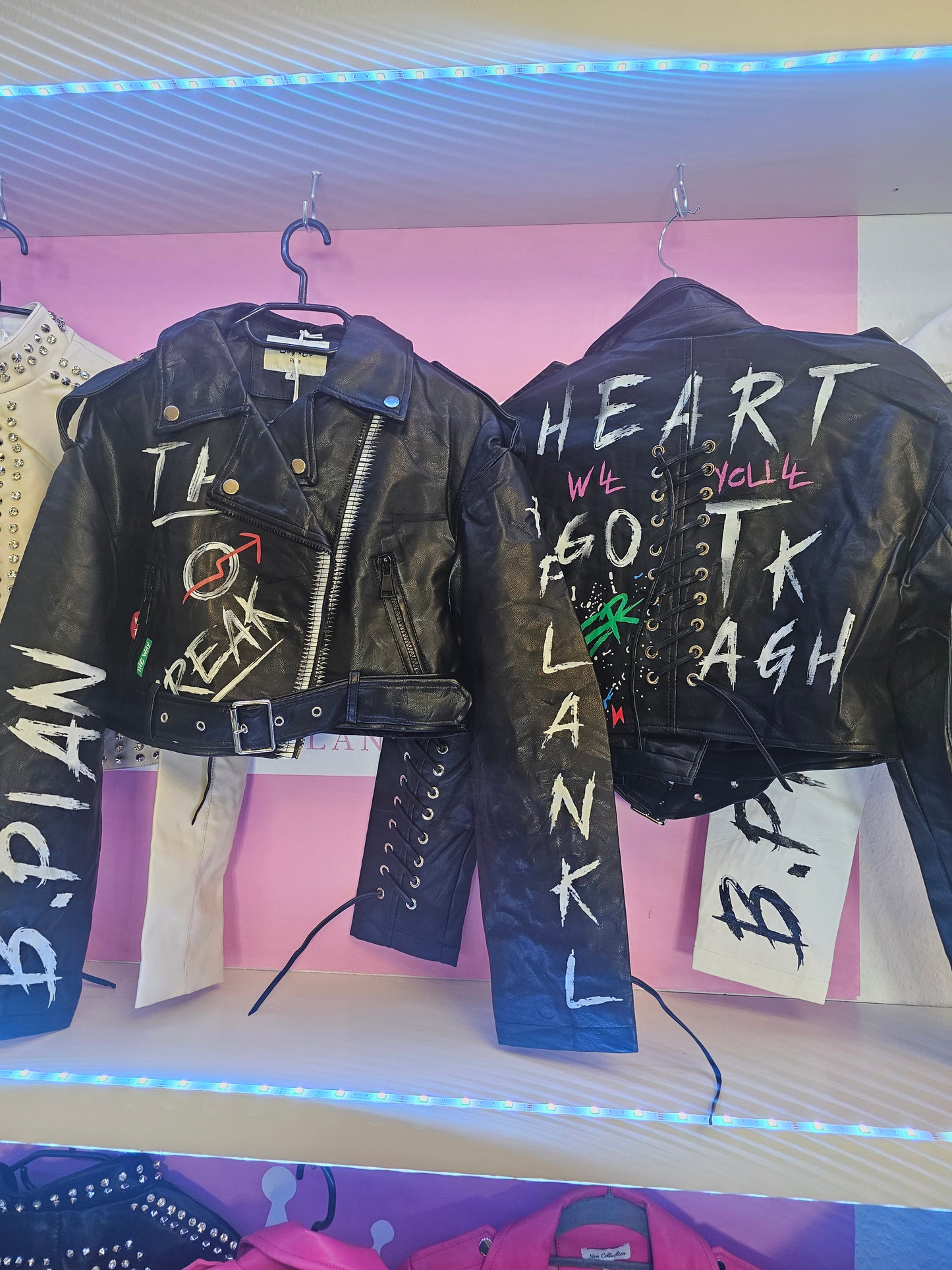 Lederjacke zum Schnüren